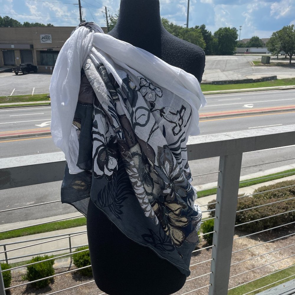 Black & White Sarong